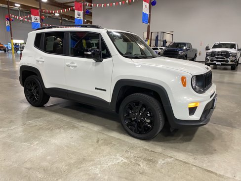 Used 2023 Jeep Renegade Altitude image 7
