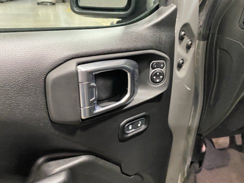Used 2023 Jeep Wrangler Unlimited image 20
