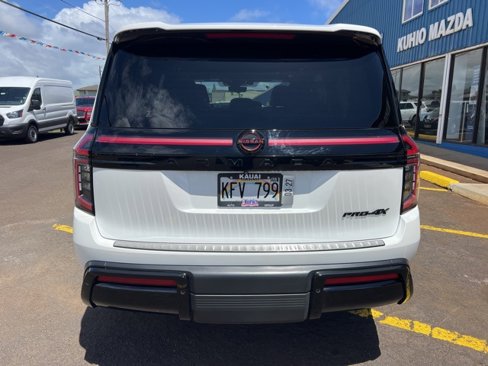 Used 2025 Nissan Armada PRO-4X image 4