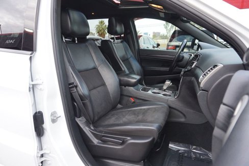 Used 2020 Jeep Grand Cherokee Altitude image 21
