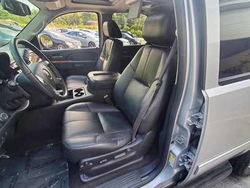 Used 2013 Chevrolet Tahoe LT image 9