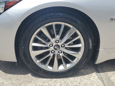 Used 2019 INFINITI Q50 Luxe image 11