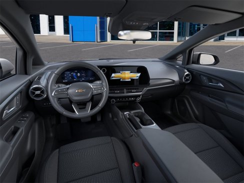 New 2026 Chevrolet Equinox EV LT image 15