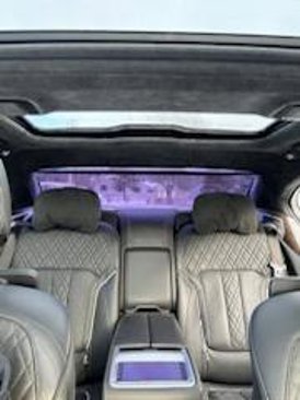 Used 2019 BMW M760i xDrive image 15