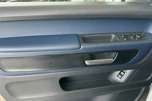New 2025 Volkswagen ID. Buzz Pro S image 11
