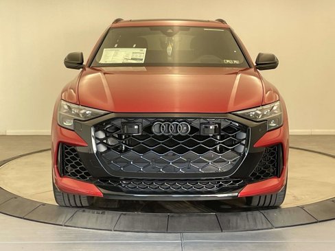 New 2025 Audi RS Q8 performance image 10