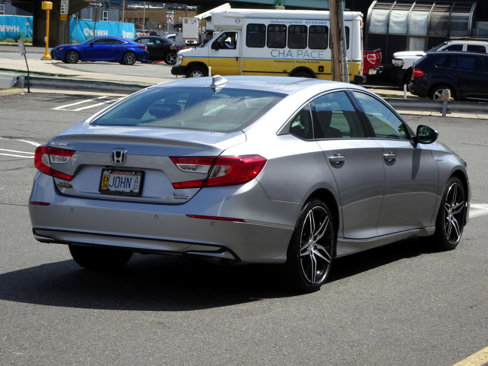 Used 2022 Honda Accord Touring image 7