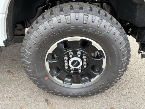 New 2026 Ford F350 Lariat image 16