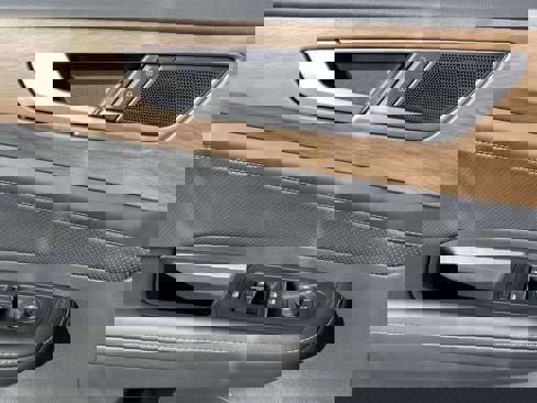 New 2026 Volkswagen Atlas SE image 17