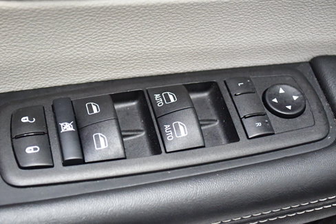 Used 2024 Chrysler Pacifica Limited image 19