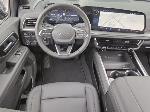 New 2026 Chevrolet Suburban Z71 image 14