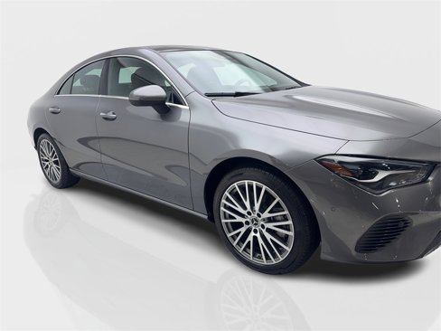 Used 2025 Mercedes-Benz CLA 250 image 12