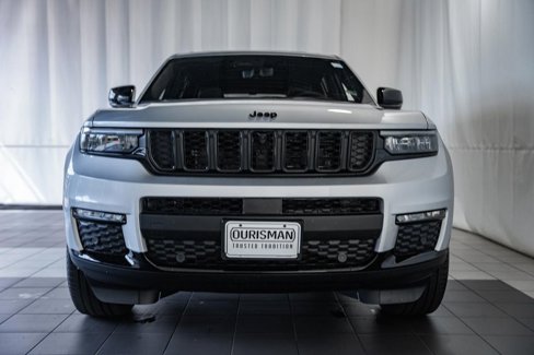 New 2025 Jeep Grand Cherokee L Limited w/ Luxury Tech Group II image 2