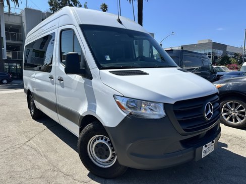 Used 2024 Mercedes-Benz Sprinter 2500 image 3