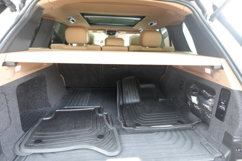 Used 2023 Land Rover Range Rover SE image 23