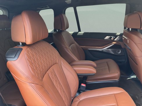 New 2026 BMW X7 M60i image 29