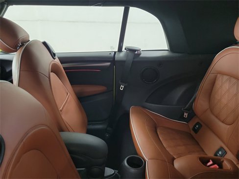 Certified 2023 MINI Cooper S w/ Signature Upholstery Package image 28