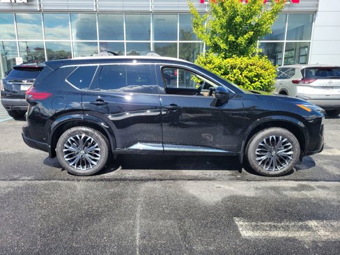 New 2026 Nissan Rogue Platinum image 2