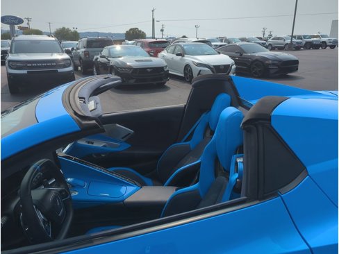 Used 2024 Chevrolet Corvette Stingray Premium Conv w/ 3LT image 21