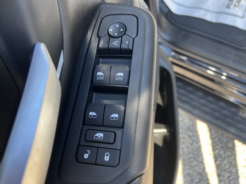 New 2026 RAM 1500 4x4 Crew Cab image 28