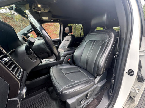 Used 2020 Ford Expedition Max Limited w/ Equipment Group 302A image 9