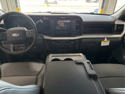 New 2025 Ford F250 XL w/ XL Off-Road Package image 8