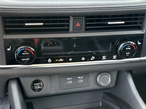 New 2026 Nissan Rogue SV image 5
