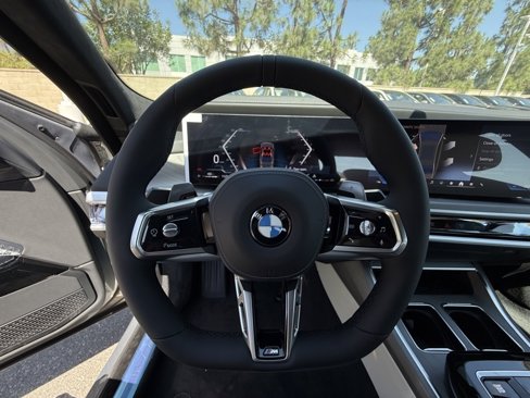 New 2026 BMW 740i w/ Executive Package image 21