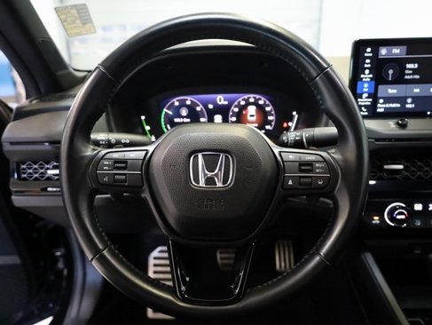 Used 2024 Honda Accord Sport image 9
