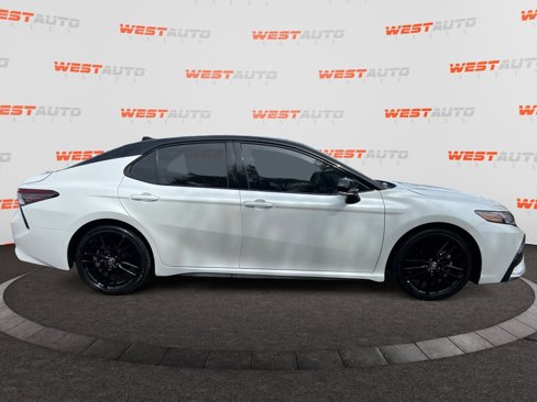 Used 2023 Toyota Camry XSE image 6