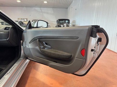 Used 2016 Maserati GranTurismo MC image 24