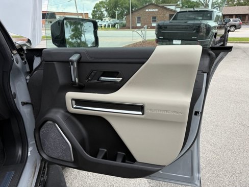 New 2026 GMC Hummer EV SUV w/ LPO, Dark Essentials Package image 17