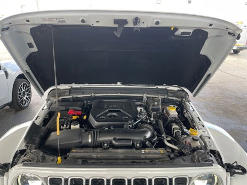 Used 2025 Jeep Wrangler Sahara image 31