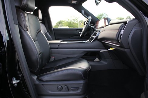New 2026 Nissan Armada SL w/ Captain's Chari Seat Package image 13