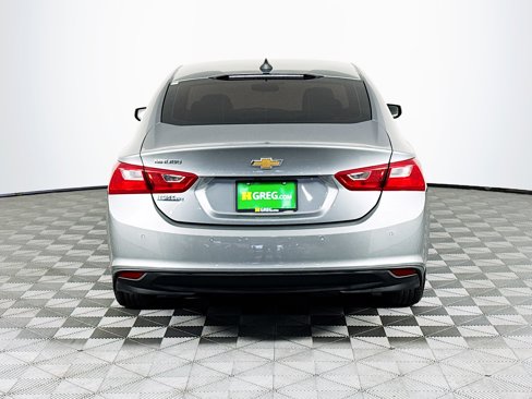 Used 2025 Chevrolet Malibu LS image 8