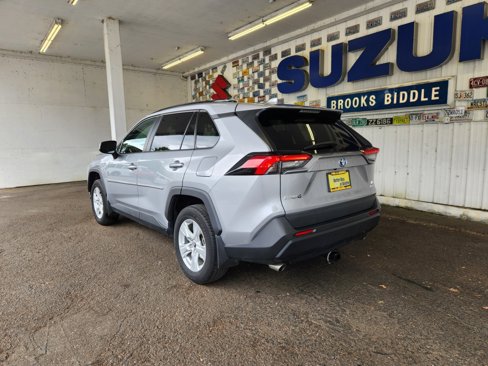 Used 2020 Toyota RAV4 LE w/ All Weather Liner Package image 9