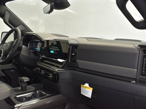 New 2026 Chevrolet Silverado 1500 ZR2 image 21