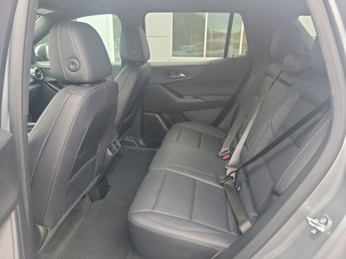 Used 2025 Chevrolet Equinox LT w/ Convenience Package II image 29