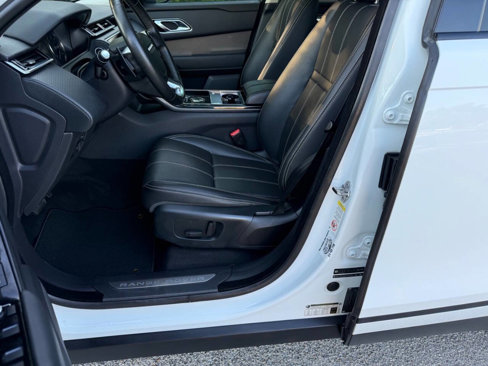 Used 2019 Land Rover Range Rover Velar S image 15