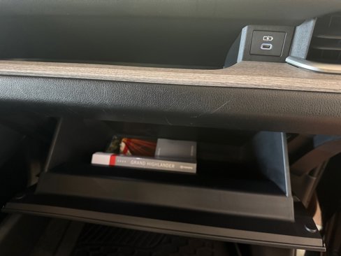 Used 2024 Toyota Grand Highlander XLE image 39