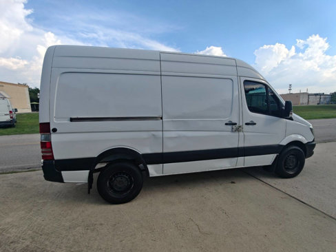Used 2017 Mercedes-Benz Sprinter 2500 w/ Driver Comfort Package image 5