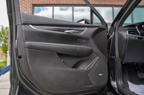 Used 2022 Cadillac XT5 Premium Luxury image 9