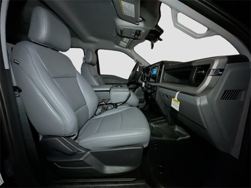 New 2025 Ford F350 XL w/ XL Chrome Package image 30