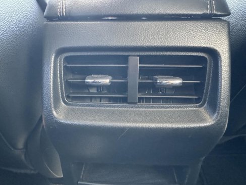 Used 2024 Ford Edge Titanium image 31