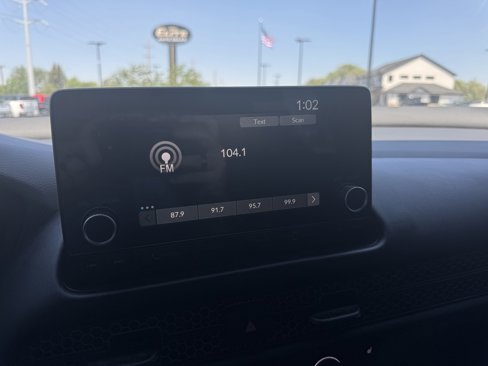 Used 2025 Honda HR-V Sport image 18