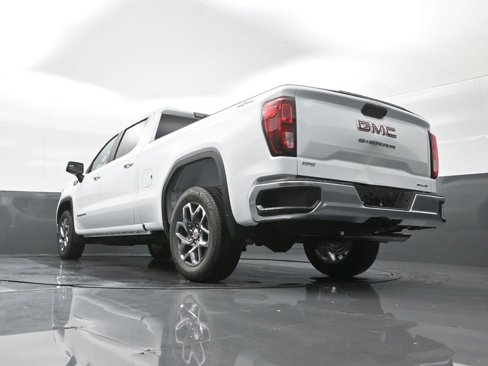 New 2025 GMC Sierra 1500 SLE image 23