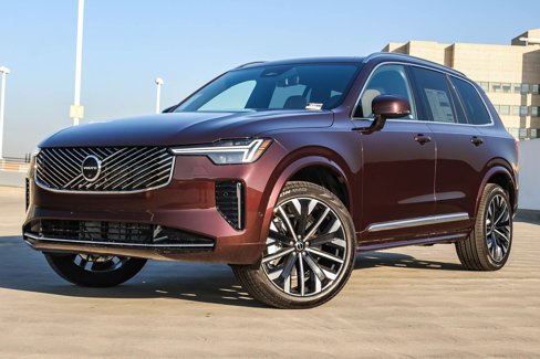 New 2026 Volvo XC90 B6 Plus image 1