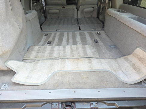 Used 1999 Chevrolet Suburban 4WD w/ Preferred Equipment Group 3 image 33