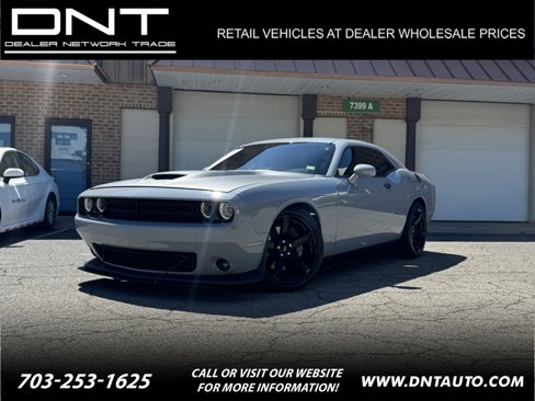 Used 2021 Dodge Challenger R/T Scat Pack w/ T/A Package image 1