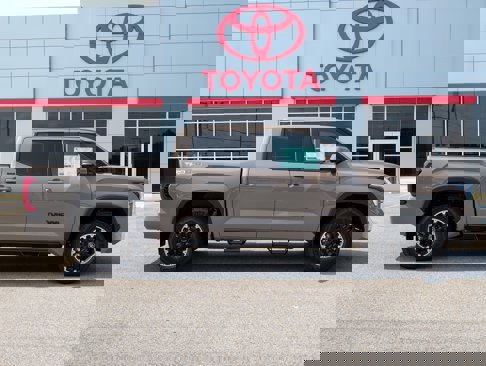 New 2026 Toyota Tundra SR5 image 6